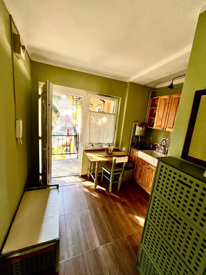 Green Apartman Eger Luaran gambar